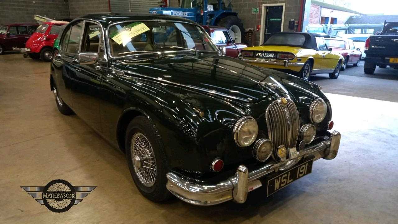 Lot 8 - 1961 JAGUAR MK II