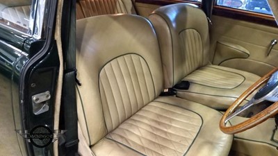 Lot 8 - 1961 JAGUAR MK II