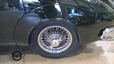 Lot 8 - 1961 JAGUAR MK II