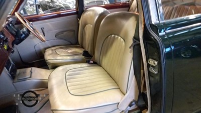 Lot 8 - 1961 JAGUAR MK II