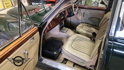 Lot 8 - 1961 JAGUAR MK II
