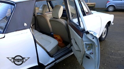 Lot 15 - 1973 ROVER 2000 SC AUTO