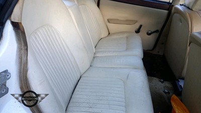 Lot 15 - 1973 ROVER 2000 SC AUTO