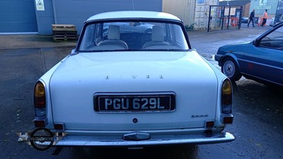 Lot 15 - 1973 ROVER 2000 SC AUTO