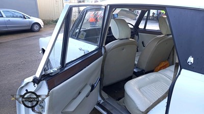 Lot 15 - 1973 ROVER 2000 SC AUTO