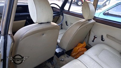 Lot 15 - 1973 ROVER 2000 SC AUTO