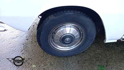 Lot 15 - 1973 ROVER 2000 SC AUTO
