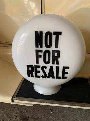 Lot 199 - OLD GLASS NOT FOR RESALE GLOBE