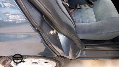 Lot 106 - 1988 ALFA ROMEO 164 LUSSO