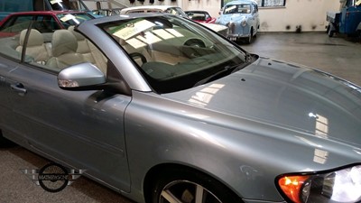 Lot 104 - 2009 VOLVO C70 SE LUX PREMIUM D5 A
