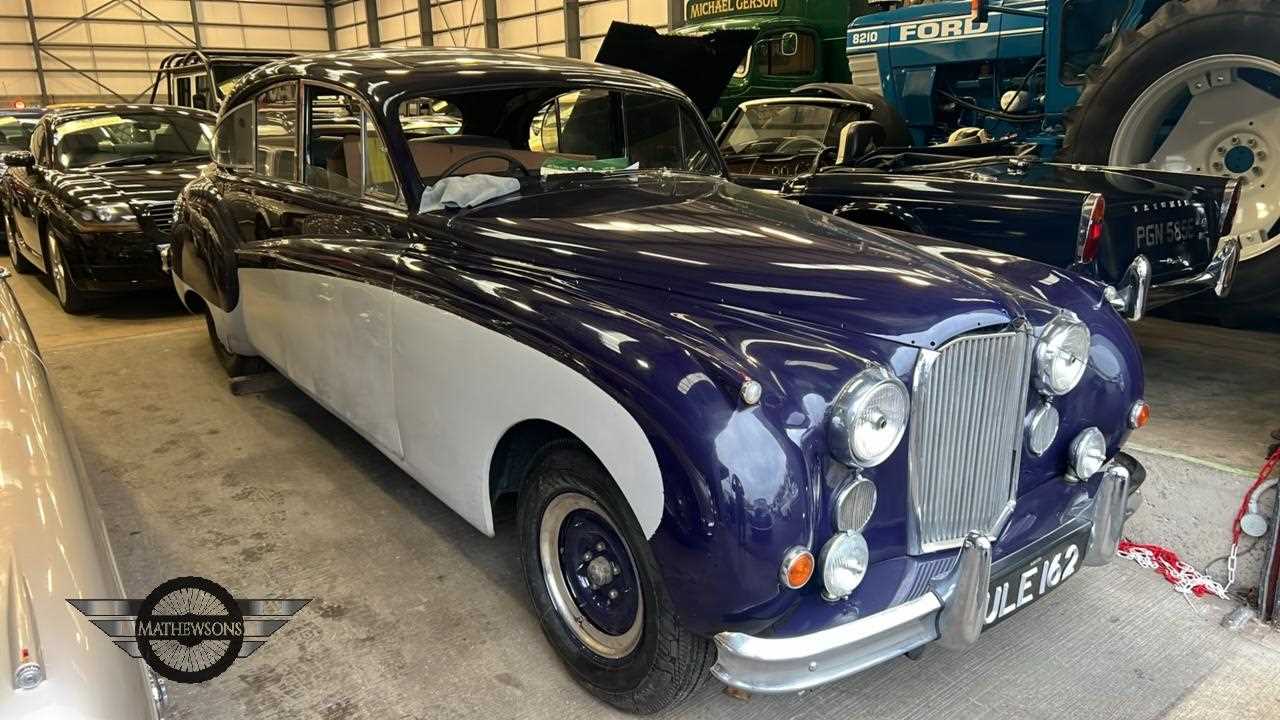 Lot 190 - 1957 JAGUAR MK VIII