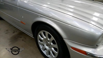 Lot 40 - 2004 JAGUAR XJ6 V6 AUTO
