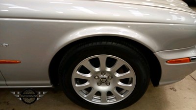Lot 40 - 2004 JAGUAR XJ6 V6 AUTO