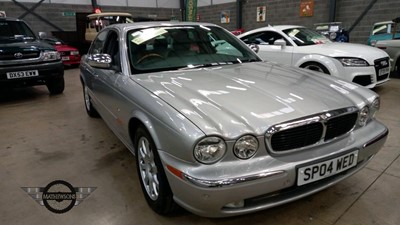 Lot 40 - 2004 JAGUAR XJ6 V6 AUTO