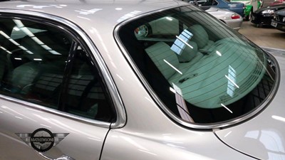 Lot 40 - 2004 JAGUAR XJ6 V6 AUTO