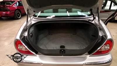 Lot 40 - 2004 JAGUAR XJ6 V6 AUTO
