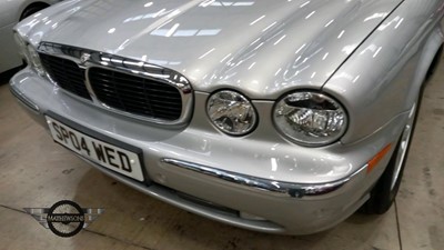 Lot 40 - 2004 JAGUAR XJ6 V6 AUTO