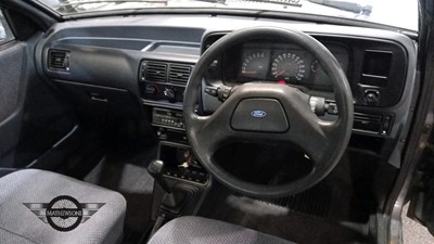 Lot 212 - 1990 FORD ORION GL 5SPD