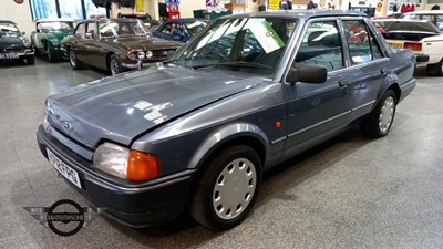Lot 212 - 1990 FORD ORION GL 5SPD