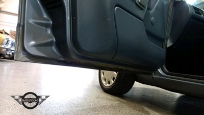Lot 212 - 1990 FORD ORION GL 5SPD