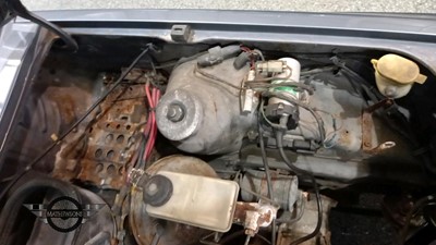 Lot 212 - 1990 FORD ORION GL 5SPD