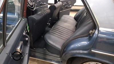 Lot 192 - 1972 MERCEDES 280 SE