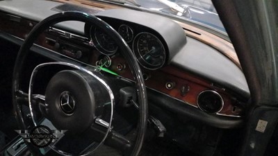 Lot 192 - 1972 MERCEDES 280 SE