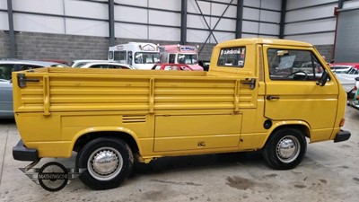 Lot 470 - 1989 VOLKSWAGEN TRANSPORTER 78PS