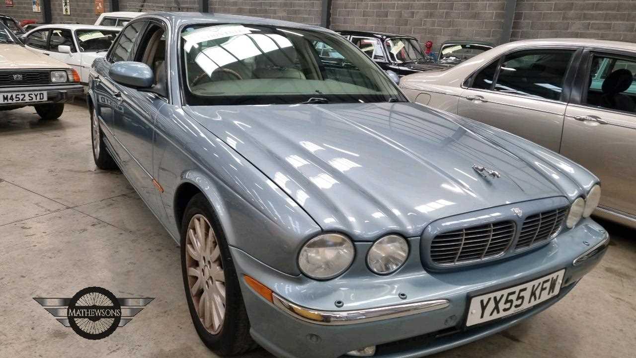 Lot 58 - 2005 JAGUAR XJ6 V6 AUTO