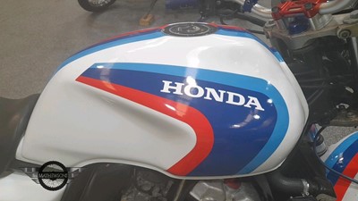 Lot 172 - 1996 HONDA CB400 SF