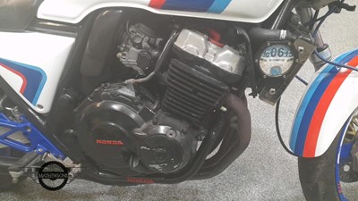 Lot 172 - 1996 HONDA CB400 SF