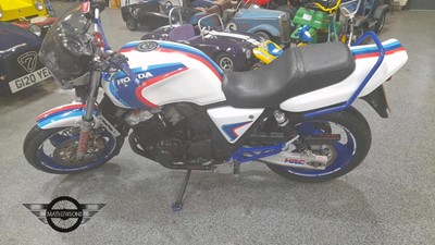 Lot 172 - 1996 HONDA CB400 SF