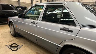 Lot 20 - 1993 MERCEDES 190E AUTO