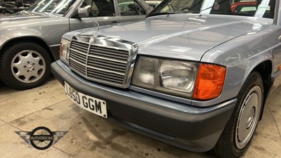Lot 20 - 1993 MERCEDES 190E AUTO