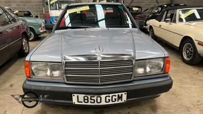Lot 20 - 1993 MERCEDES 190E AUTO