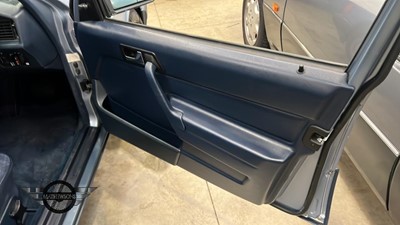 Lot 20 - 1993 MERCEDES 190E AUTO