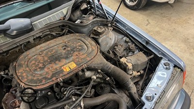Lot 20 - 1993 MERCEDES 190E AUTO