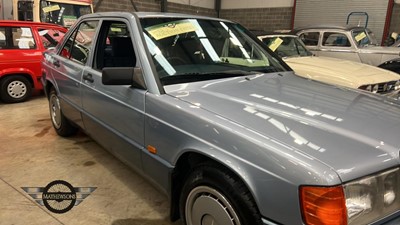 Lot 20 - 1993 MERCEDES 190E AUTO