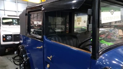 Lot 321 - 1937 AUSTIN TAXI
