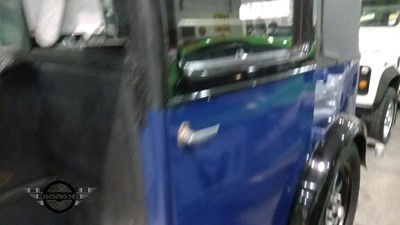 Lot 321 - 1937 AUSTIN TAXI