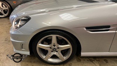 Lot 70 - 2011 MERCEDES-BENZ SLK200 AMG SPORT