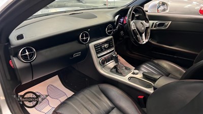 Lot 70 - 2011 MERCEDES-BENZ SLK200 AMG SPORT