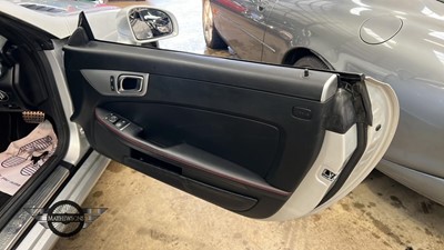 Lot 70 - 2011 MERCEDES-BENZ SLK200 AMG SPORT