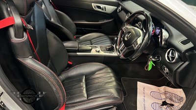 Lot 70 - 2011 MERCEDES-BENZ SLK200 AMG SPORT