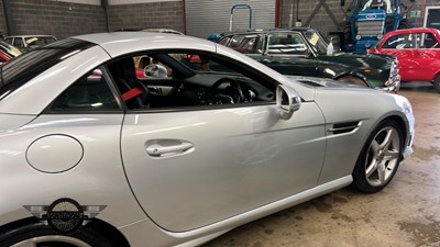 Lot 70 - 2011 MERCEDES-BENZ SLK200 AMG SPORT