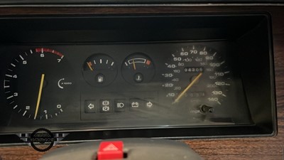 Lot 16 - 1983 FORD GRANADA GHIA AUTO