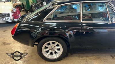 Lot 406 - 1977 MG B GT