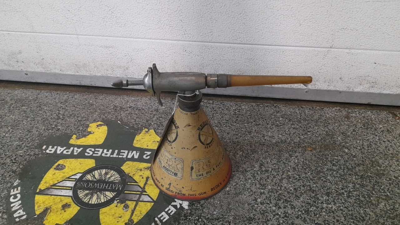 Lot 26 - REDEX DISPENSER