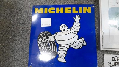 Lot 380 - SELECTION OF SIGNS