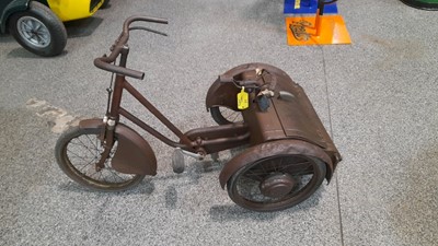 Lot 241 - CHILDS VINTAGE TRICYCLE